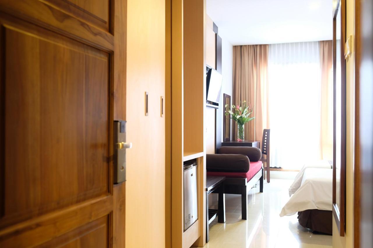 The Grand Hill Resort-Hotel 普卡 外观 照片
