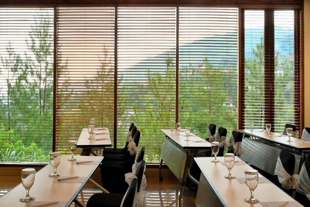 The Grand Hill Resort-Hotel 普卡 外观 照片