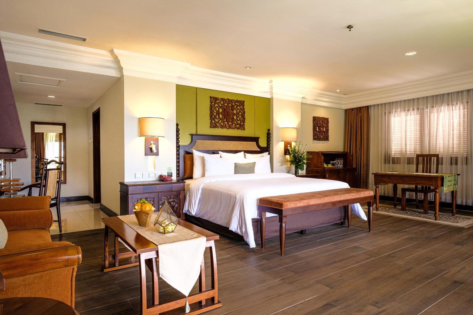 The Grand Hill Resort-Hotel 普卡 客房 照片